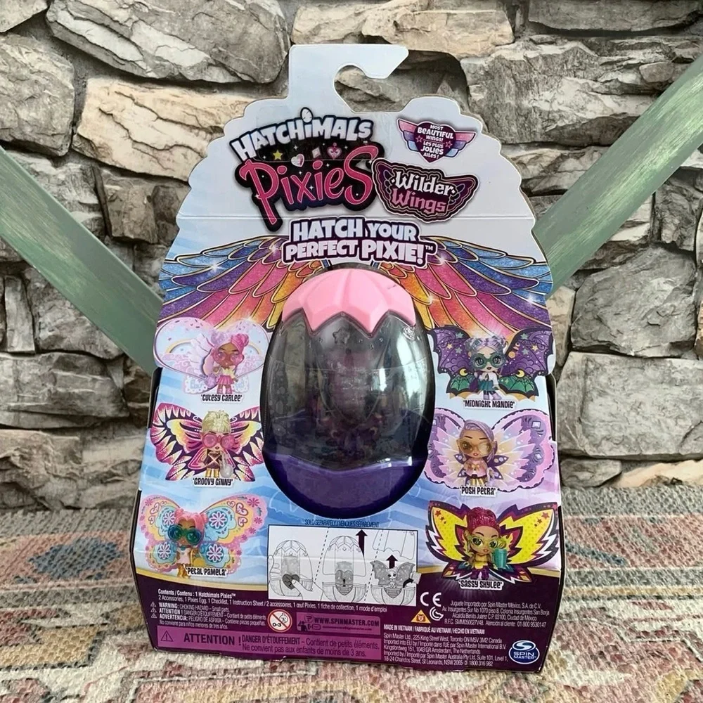 Midnight Mandie New Hatchimals Pixies Wilder Fabric Wings Doll Accessories Set
